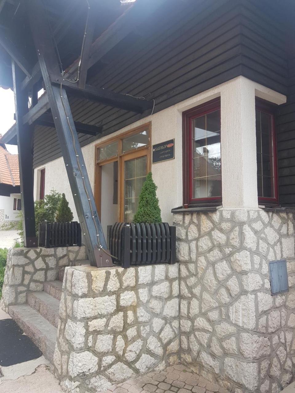 Kraljevi Konaci Olja Apartment Zlatibor Bagian luar foto